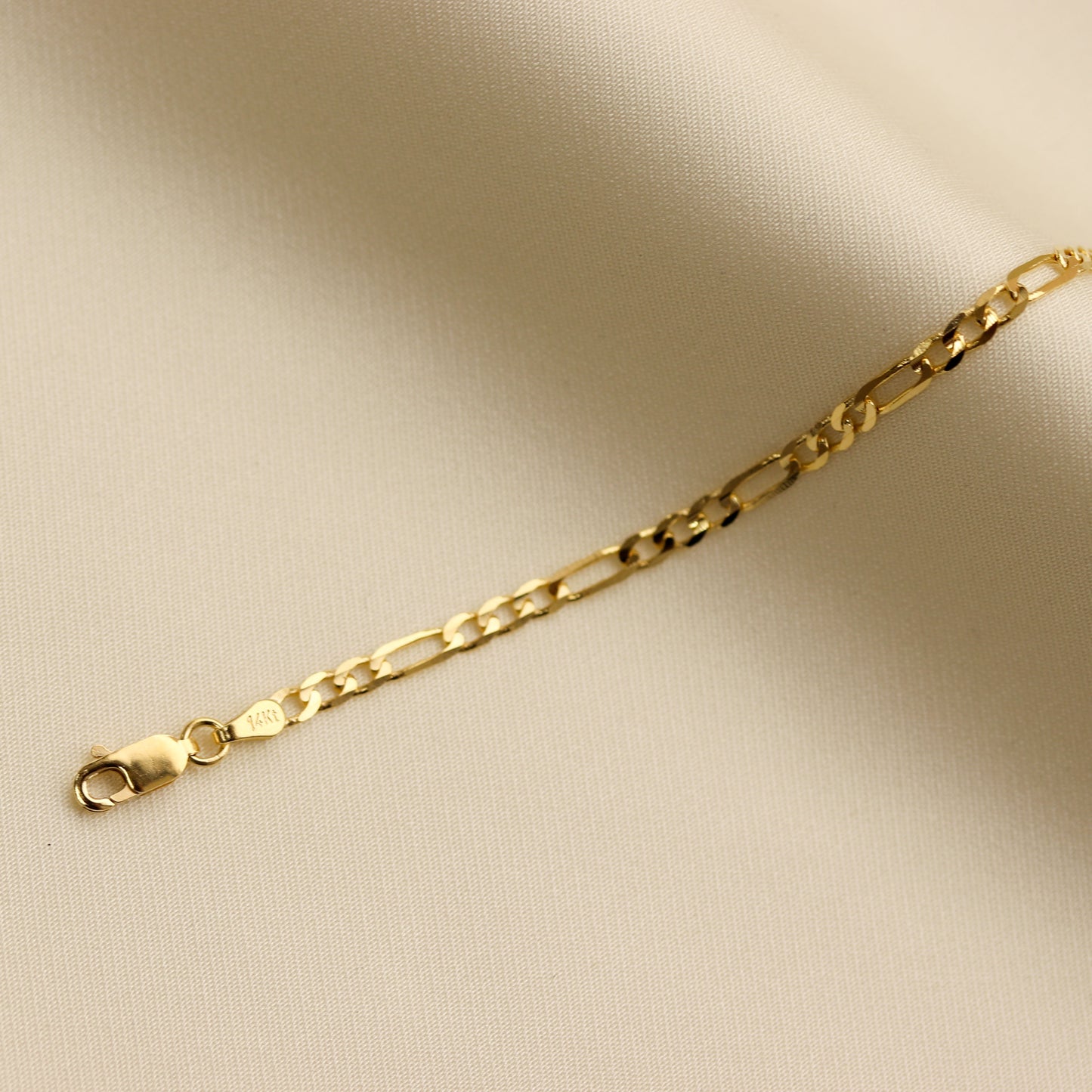 14k Yellow Gold Figaro Chain Necklace