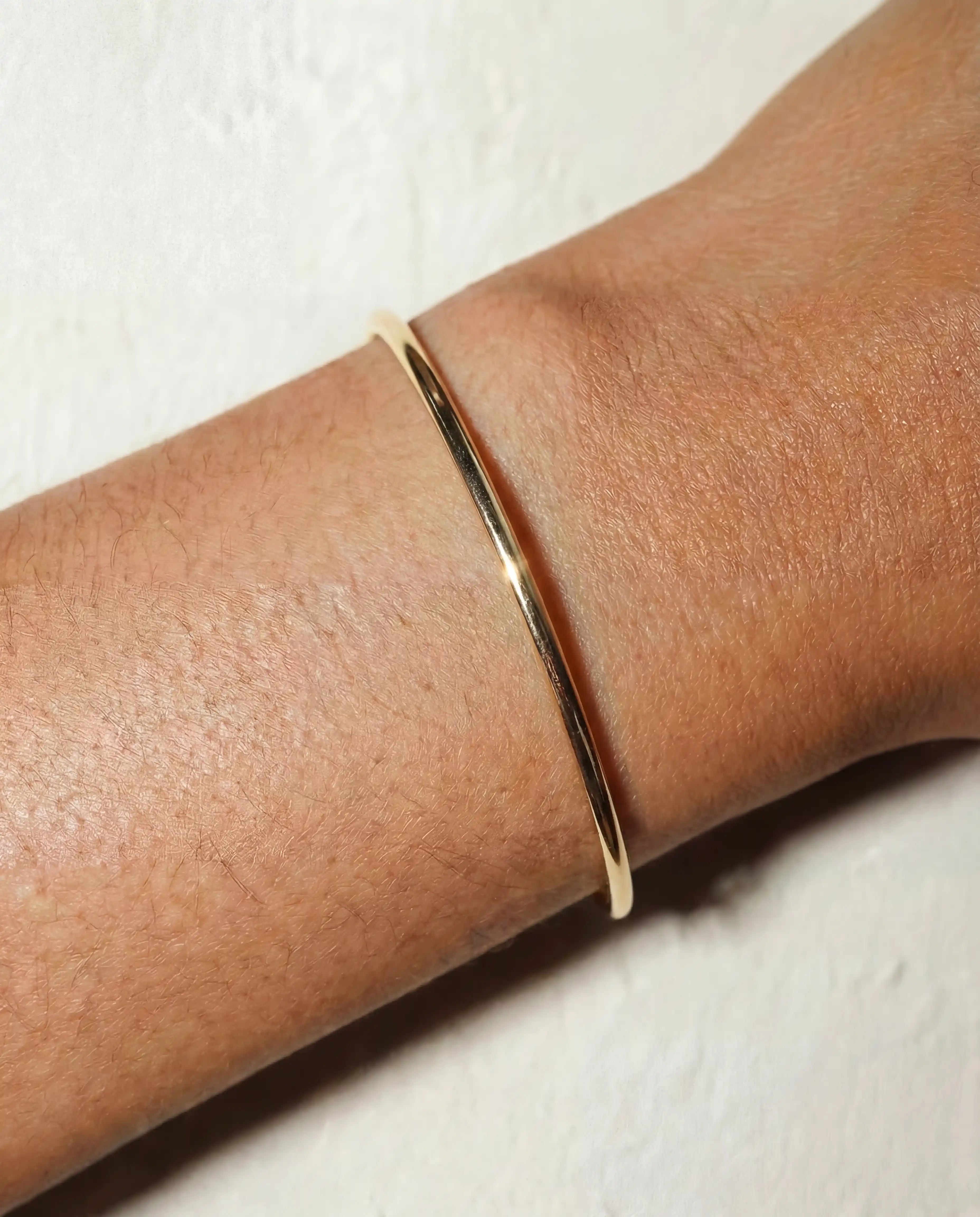 14K Gold Bangle Bracelet