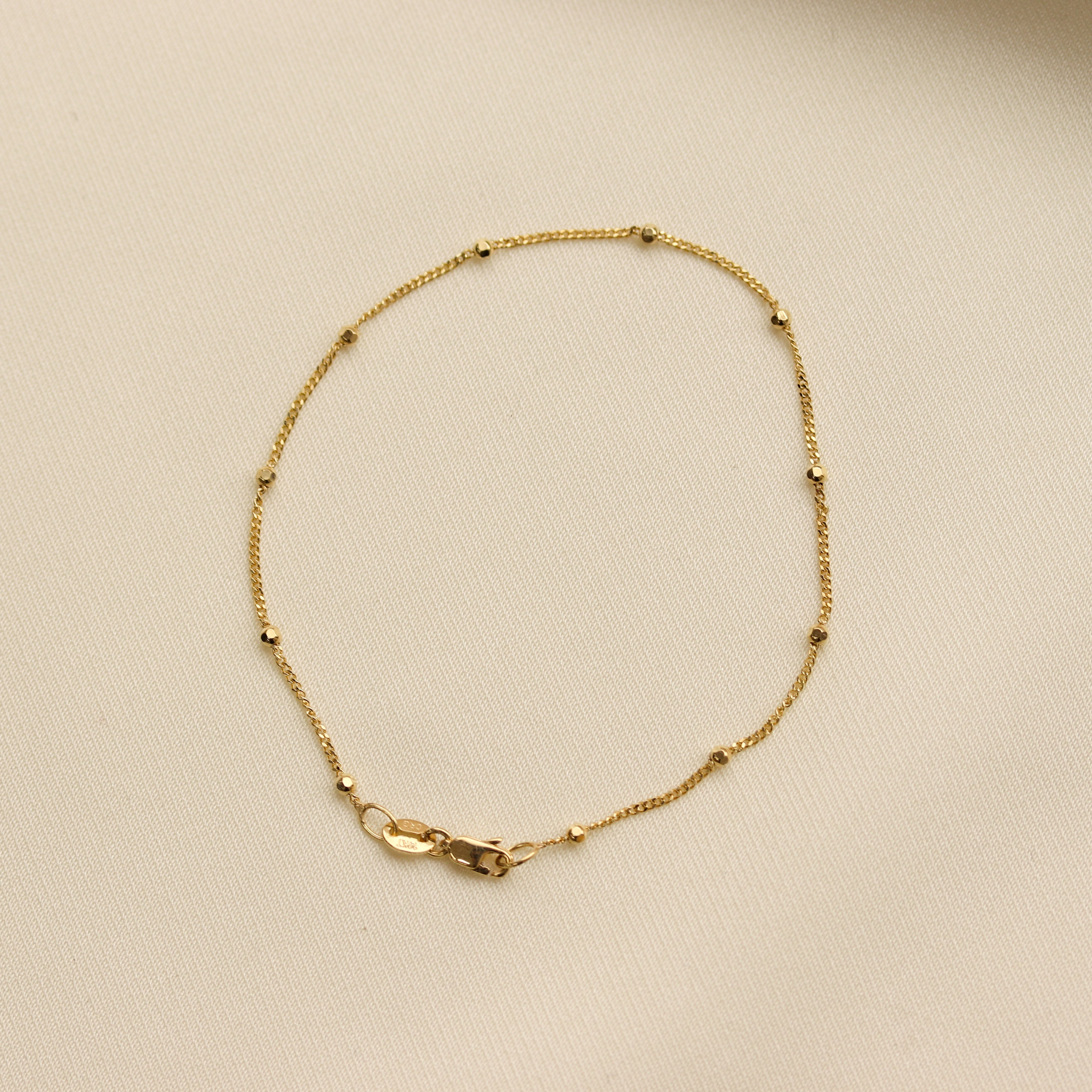 Simple and Unique Gold Bracelet