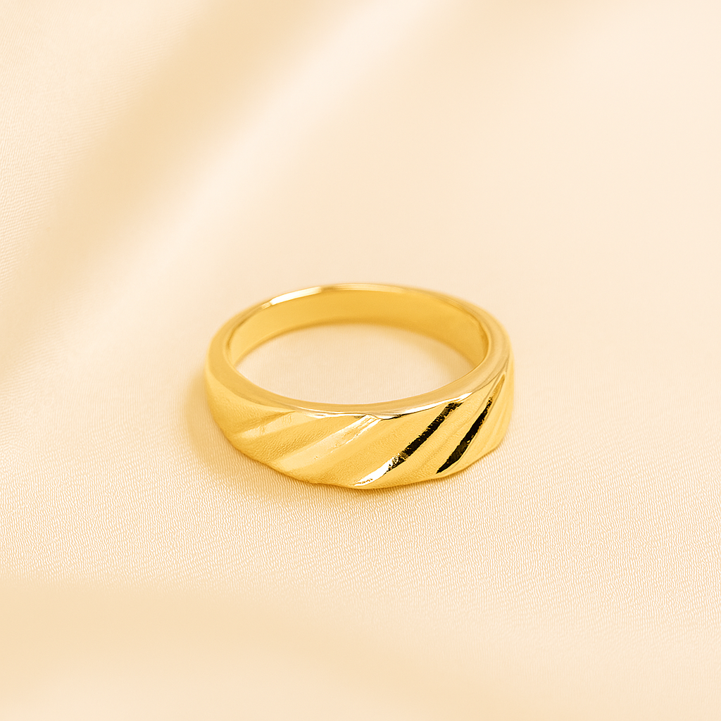 Diagonal Cut Ring