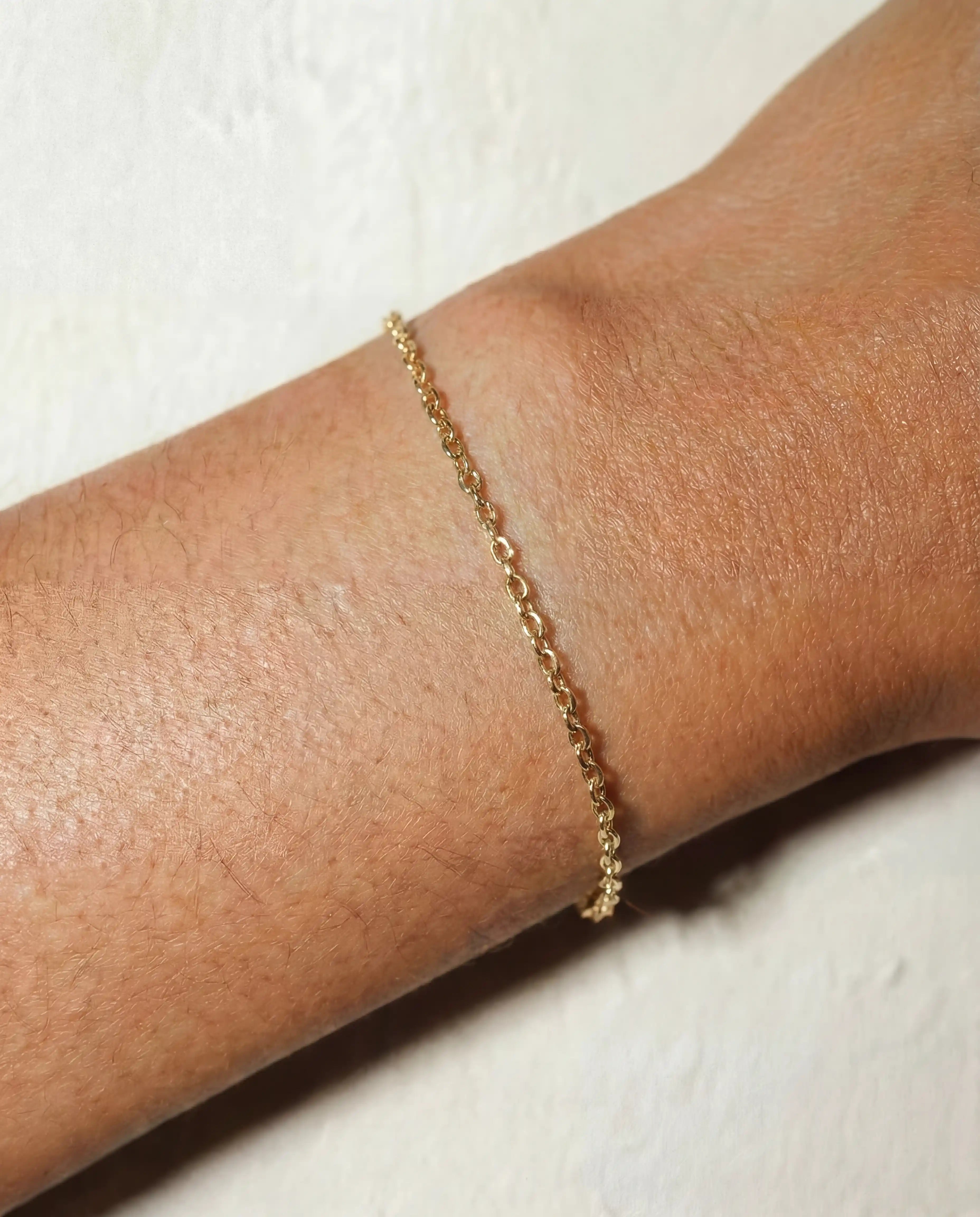 Dainty Rolo Chain Bracelet