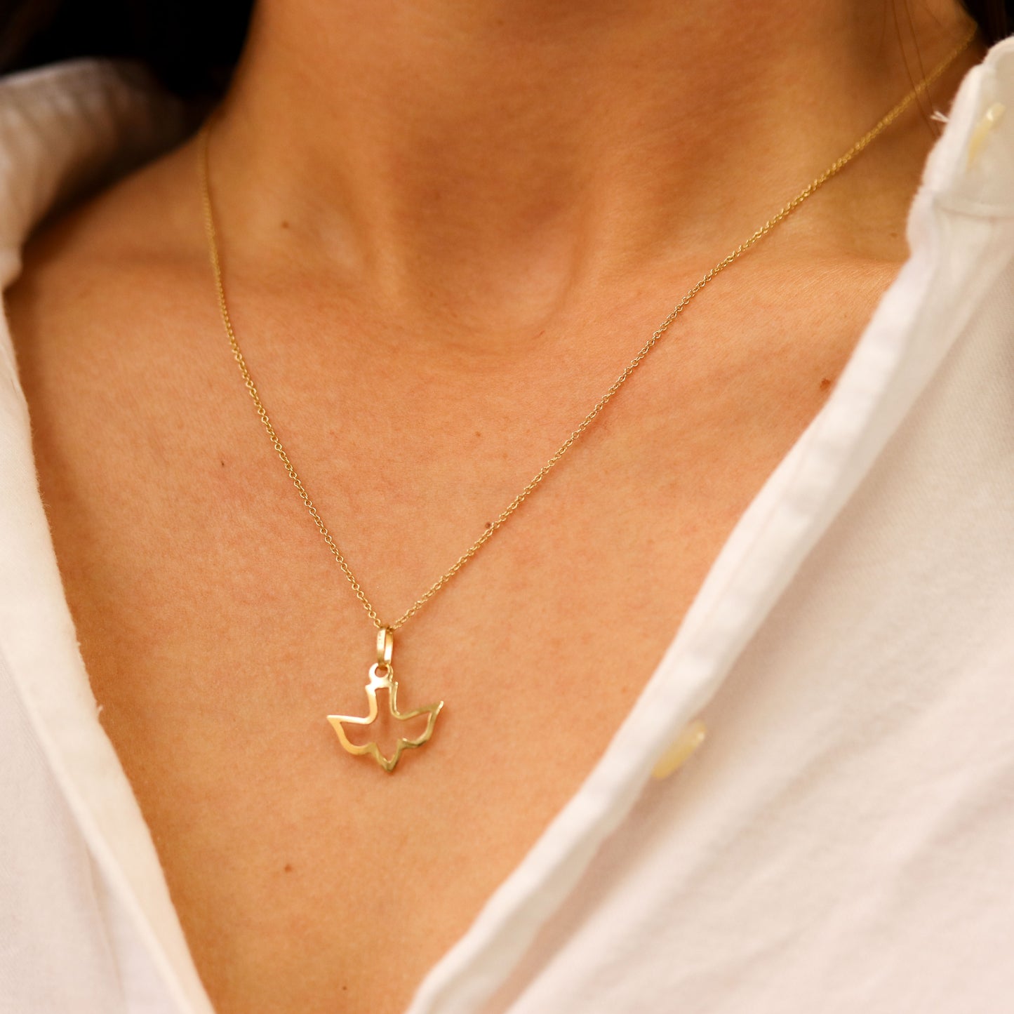 Dove Outline Necklace