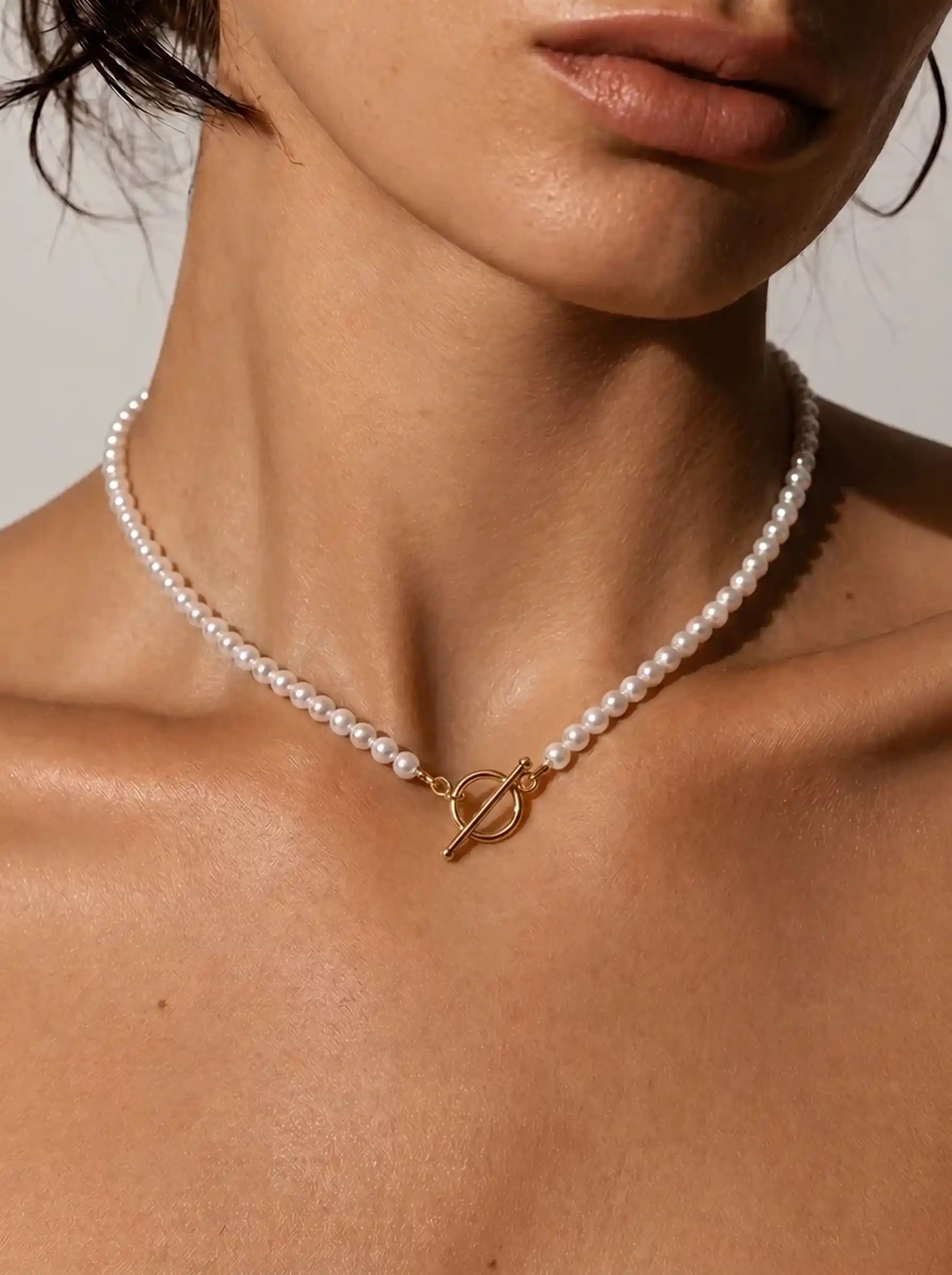 14k Gold Pearl T-Bar Necklace