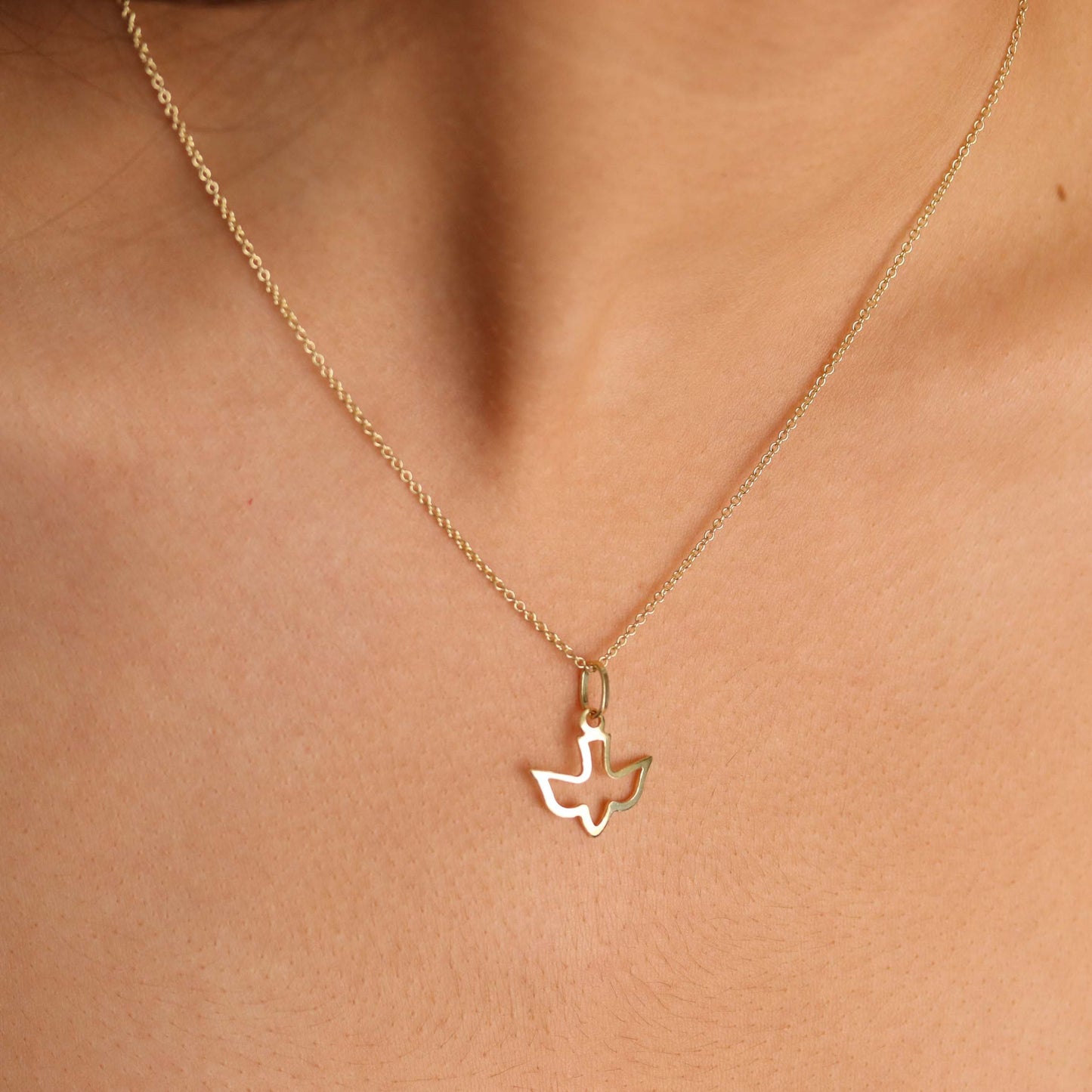 Dove Outline Necklace